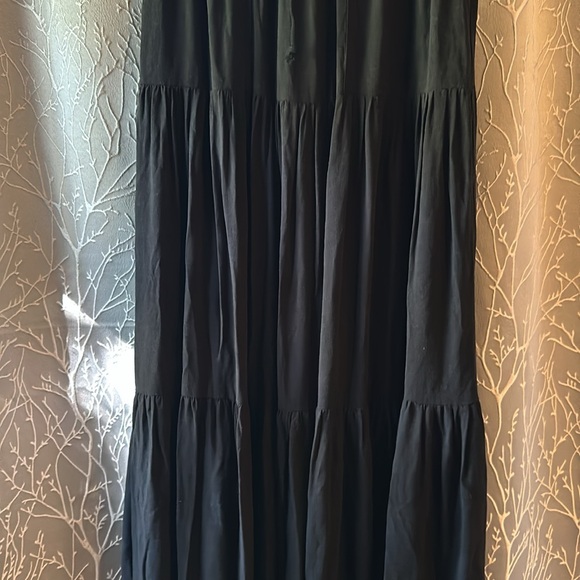 Splendid Nella Tiered Maxi Skirt in Black Size Small - Picture 4 of 11